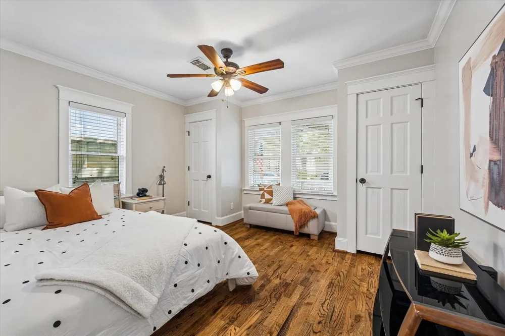 431 W 27th Street Houston, TX 77008