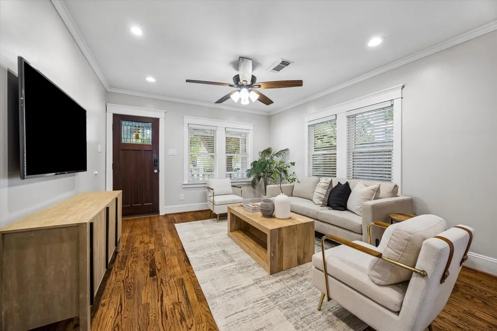 431 W 27th Street Houston, TX 77008