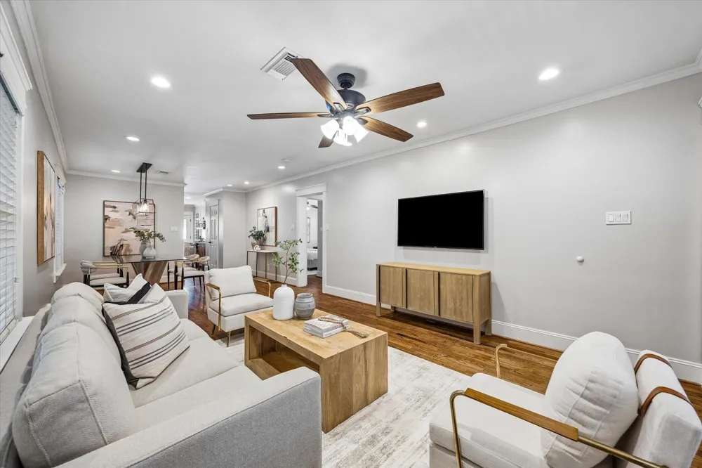 431 W 27th Street Houston, TX 77008