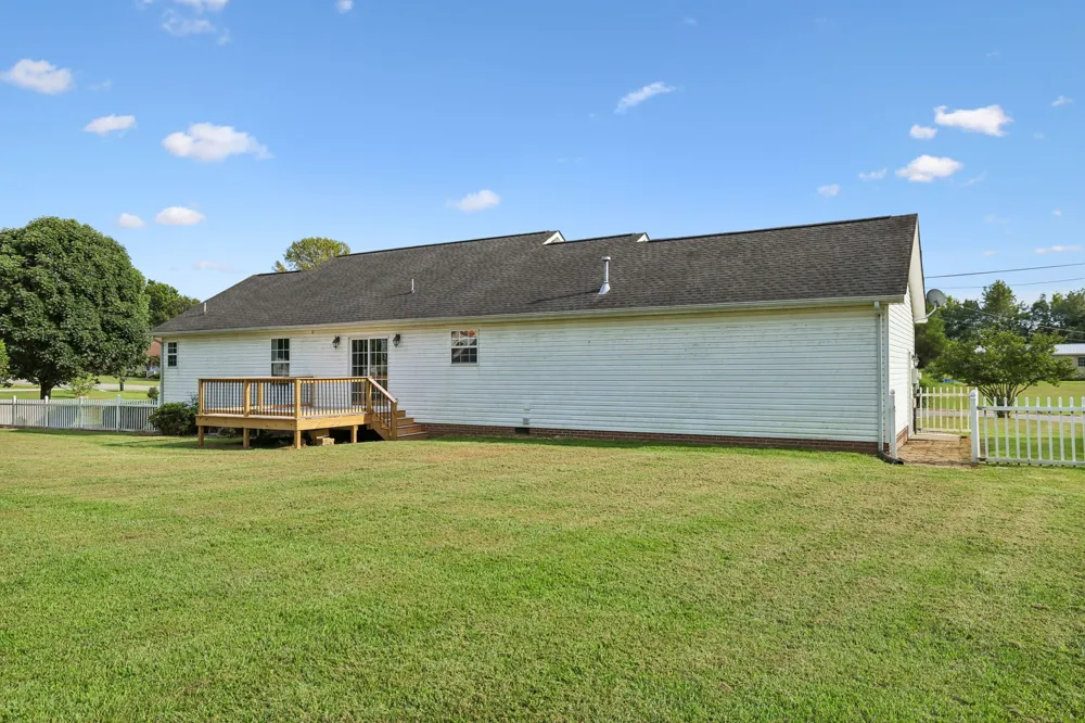 102 Boone Dr Manchester, TN 37355
