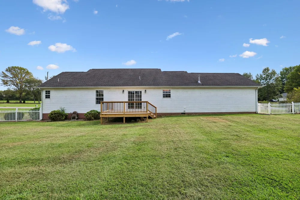 102 Boone Dr Manchester, TN 37355