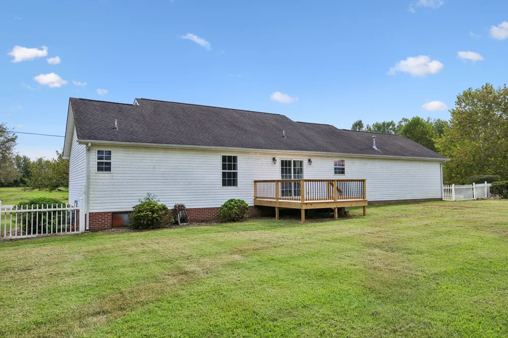 102 Boone Dr Manchester, TN 37355