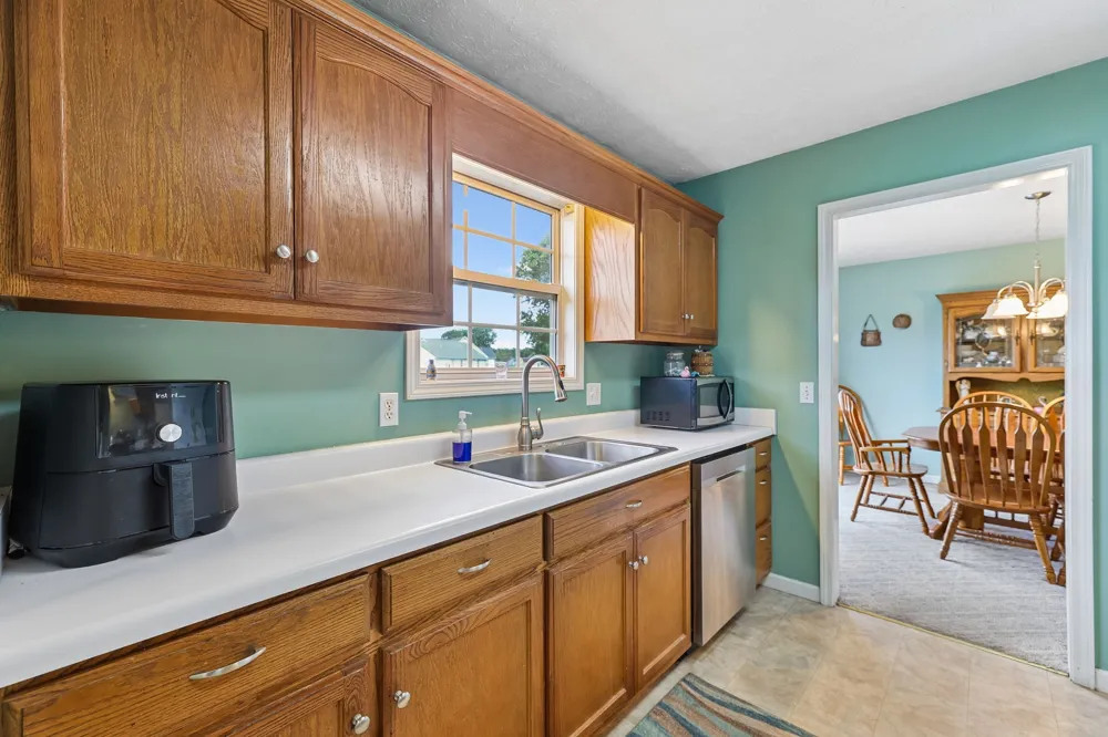 102 Boone Dr Manchester, TN 37355