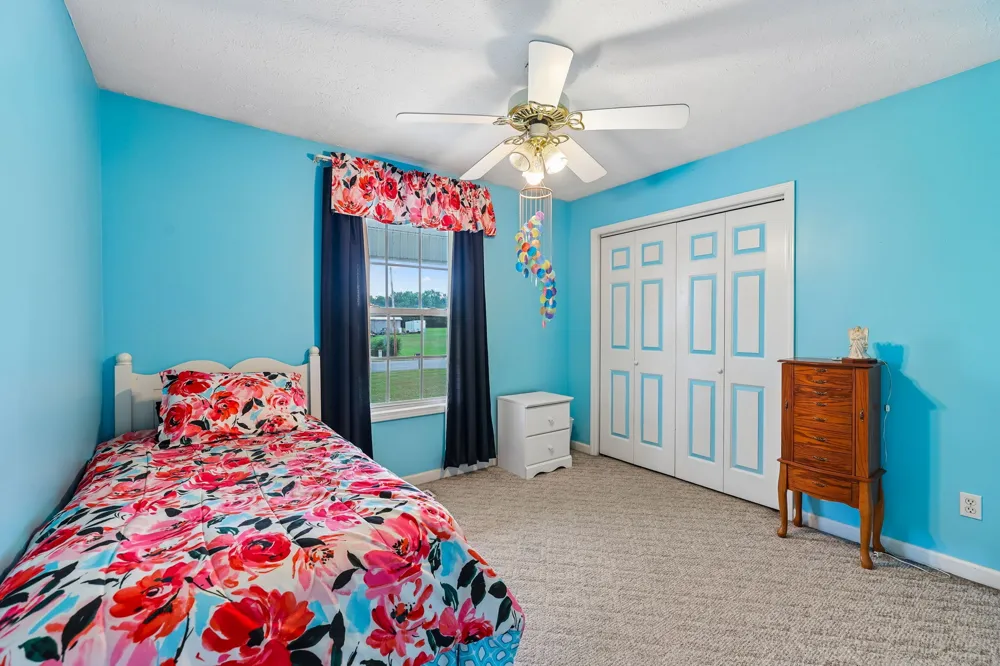 102 Boone Dr Manchester, TN 37355