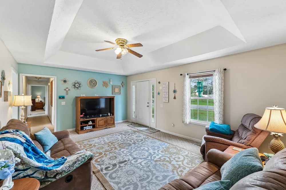 102 Boone Dr Manchester, TN 37355
