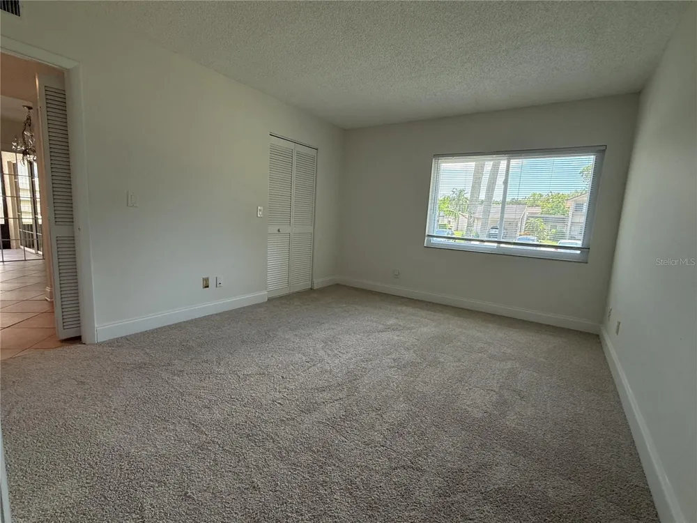 2705 SAND HOLLOW CT CLEARWATER, FL 33761-3732 Clearwater, FL 33761