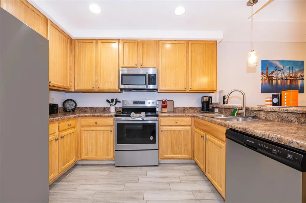 9061 TREASURE TROVE LANE #303 Kissimmee, FL 34747