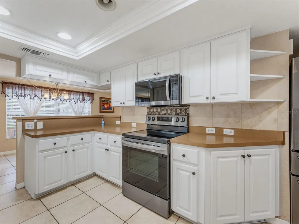 10744 OSCEOLA DRIVE New Port Richey, FL 34654