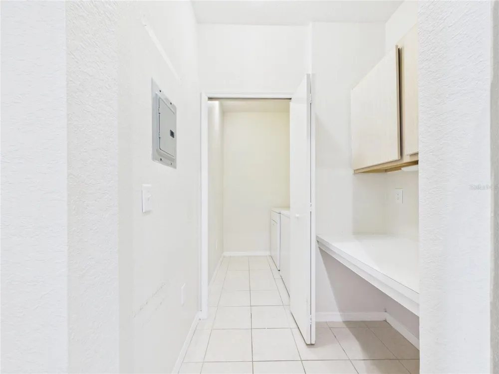 8513 LUCUYA WAY #308 Temple Terrace, FL 33637