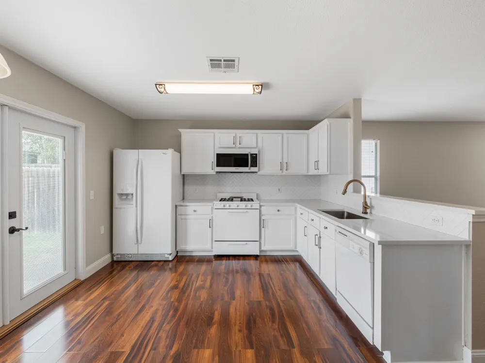 5220 Hutchinson Drive Austin, TX 78723