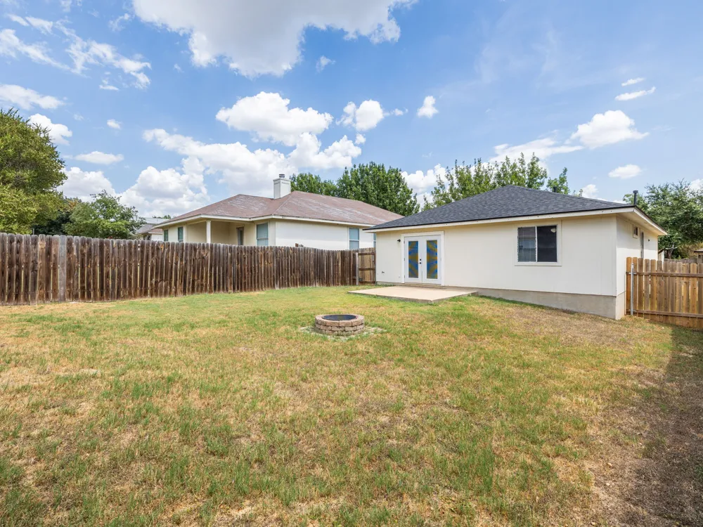 5220 Hutchinson Drive Austin, TX 78723