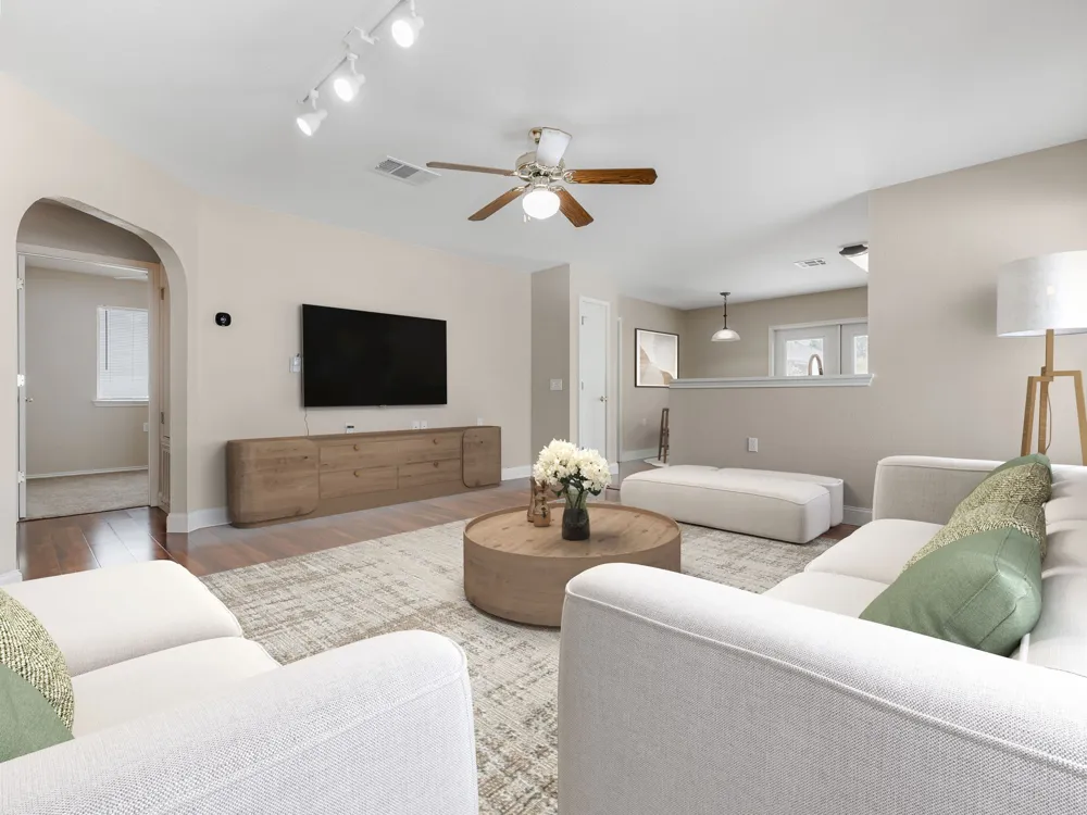 5220 Hutchinson Drive Austin, TX 78723