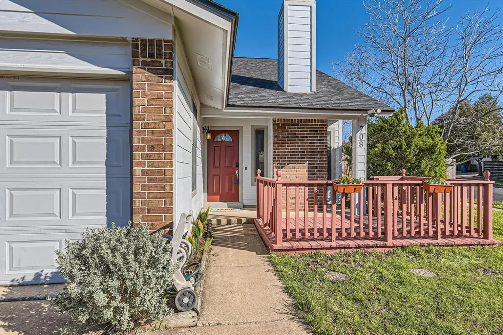 708 Decker Prairie Drive Austin, TX 78748