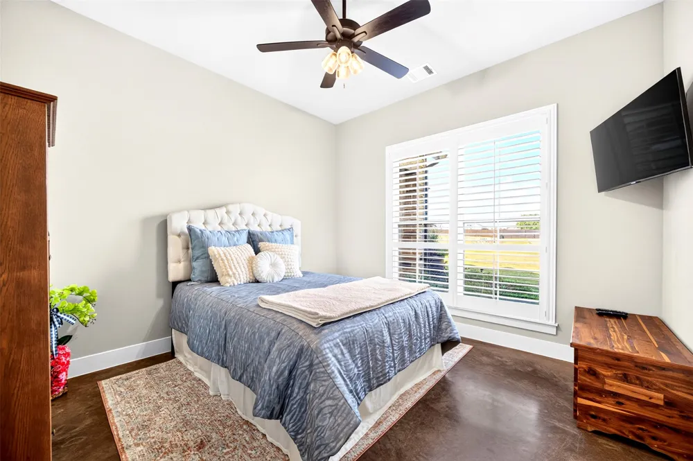 420 Cobb Lane Waxahachie, TX 75167