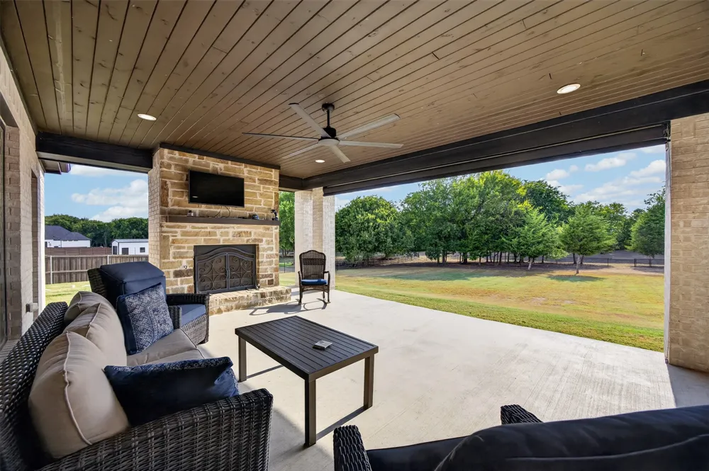 420 Cobb Lane Waxahachie, TX 75167