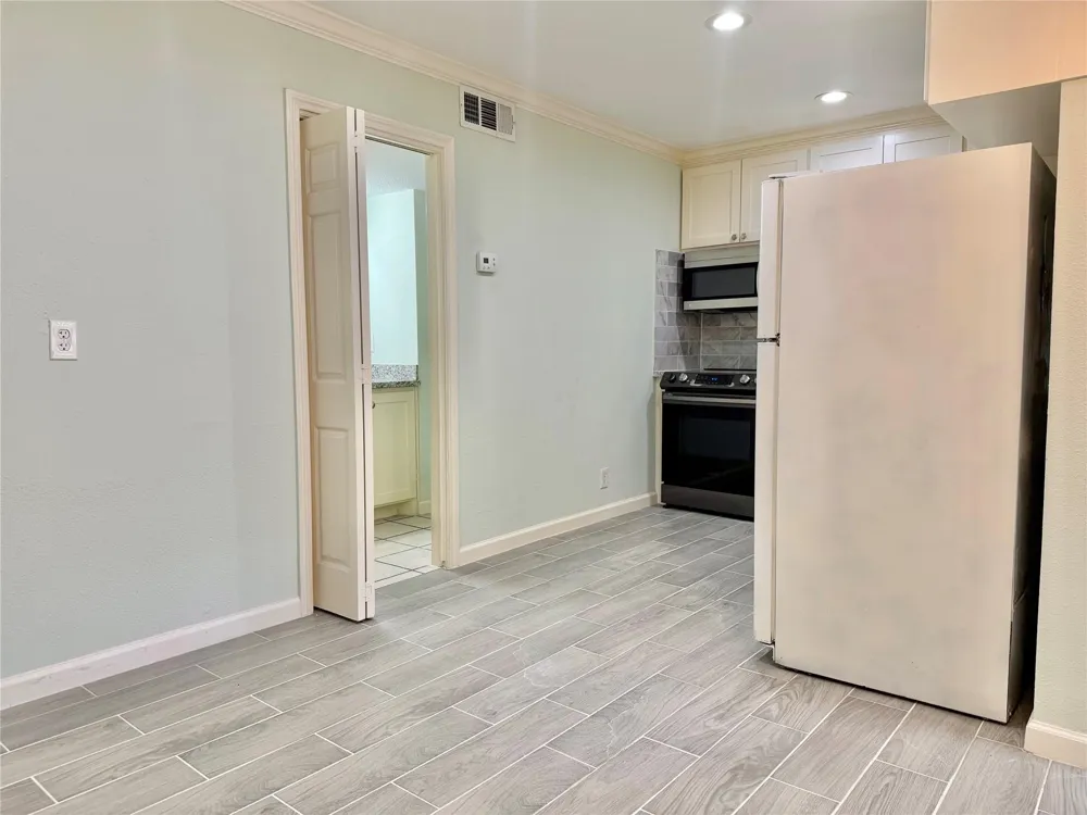 1311 Antoine Drive #128 Houston, TX 77055