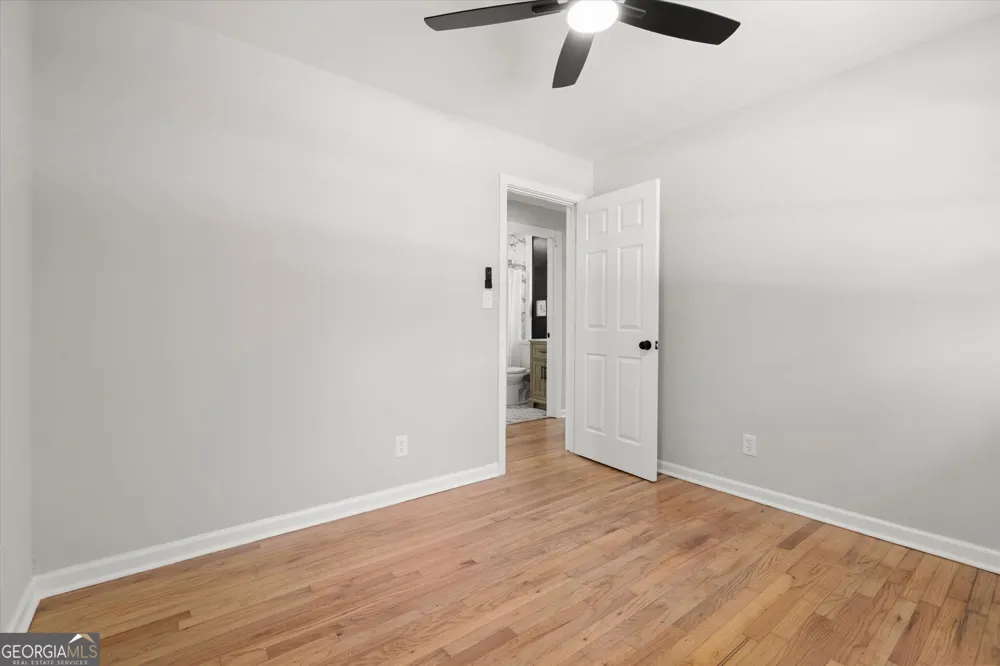 1933 Glen Echo DR Decatur, GA 30032