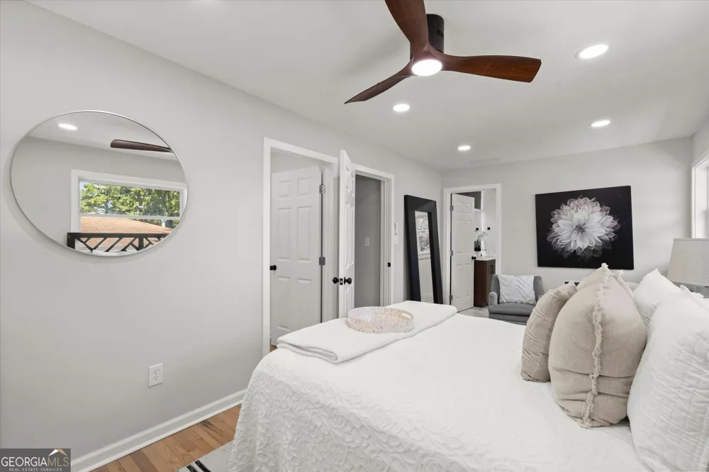 1933 Glen Echo DR Decatur, GA 30032