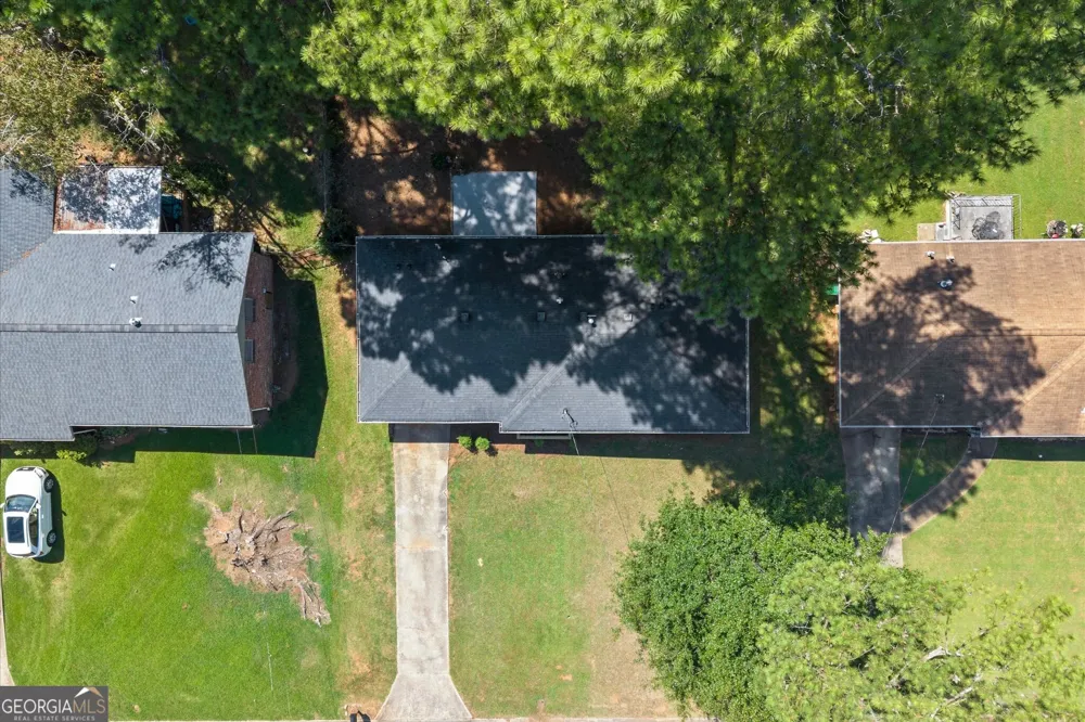 1933 Glen Echo DR Decatur, GA 30032
