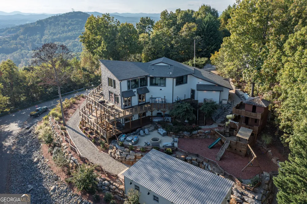 540 Mtn Top RD Blairsville, GA 30512