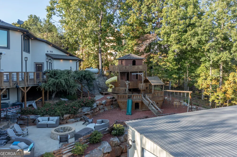 540 Mtn Top RD Blairsville, GA 30512