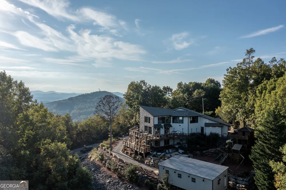 540 Mtn Top RD Blairsville, GA 30512