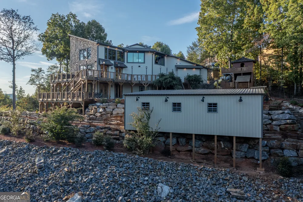 540 Mtn Top RD Blairsville, GA 30512