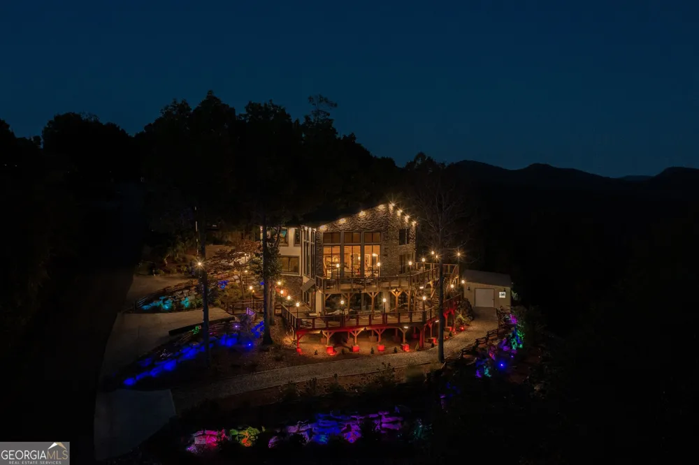 540 Mtn Top RD Blairsville, GA 30512