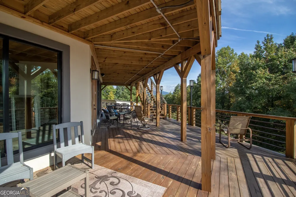 540 Mtn Top RD Blairsville, GA 30512
