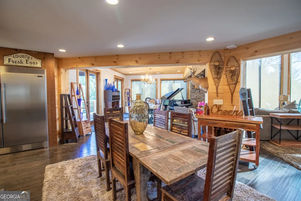 540 Mtn Top RD Blairsville, GA 30512