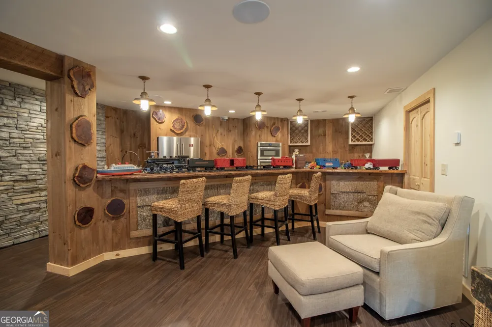 540 Mtn Top RD Blairsville, GA 30512