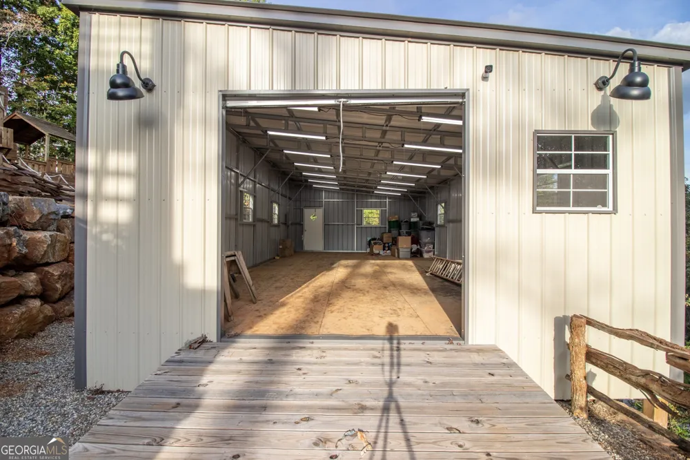 540 Mtn Top RD Blairsville, GA 30512