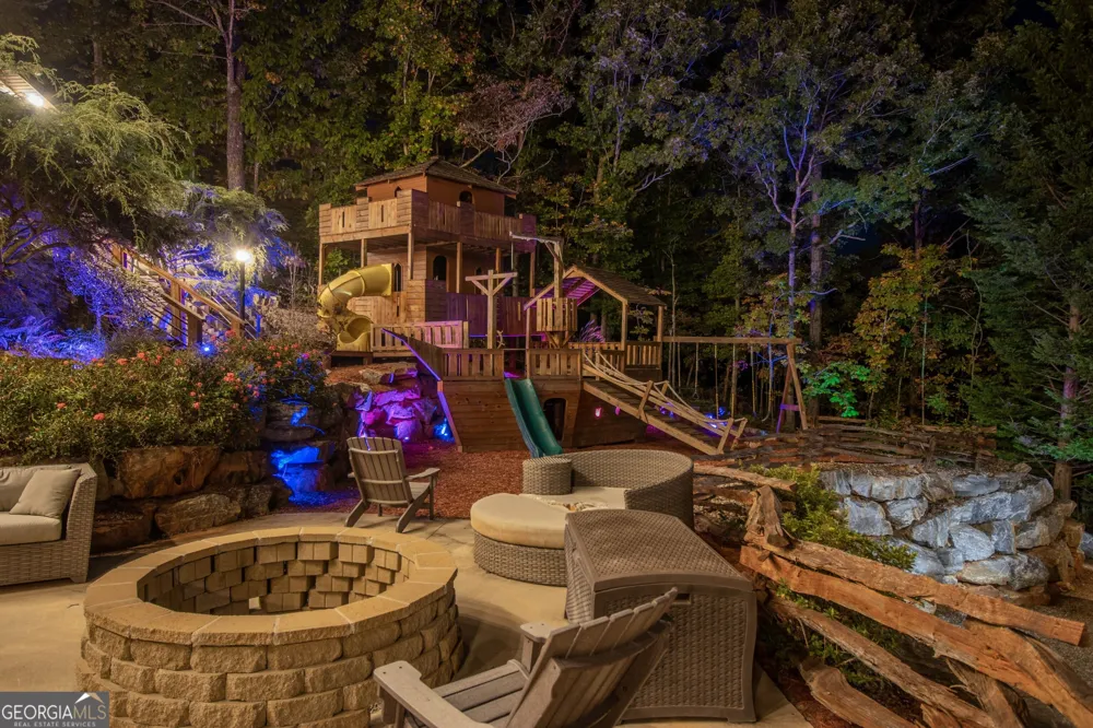 540 Mtn Top RD Blairsville, GA 30512