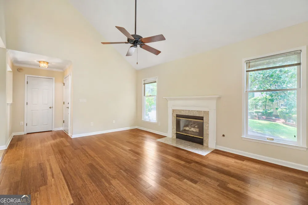 299 Somerlane PL Avondale Estates, GA 30002
