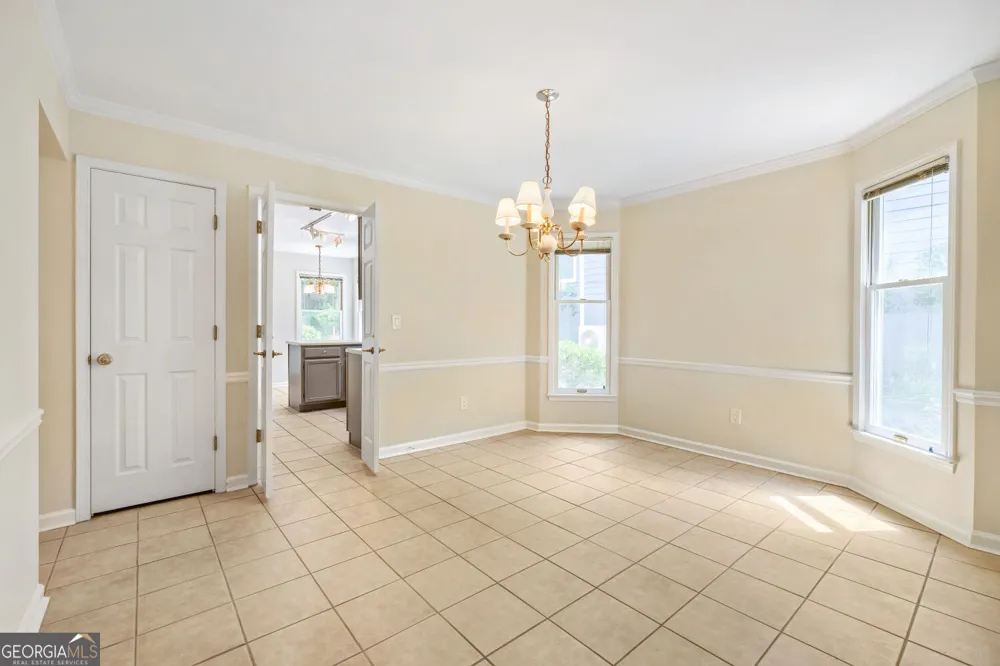 299 Somerlane PL Avondale Estates, GA 30002
