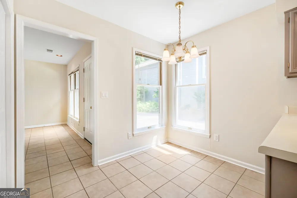 299 Somerlane PL Avondale Estates, GA 30002