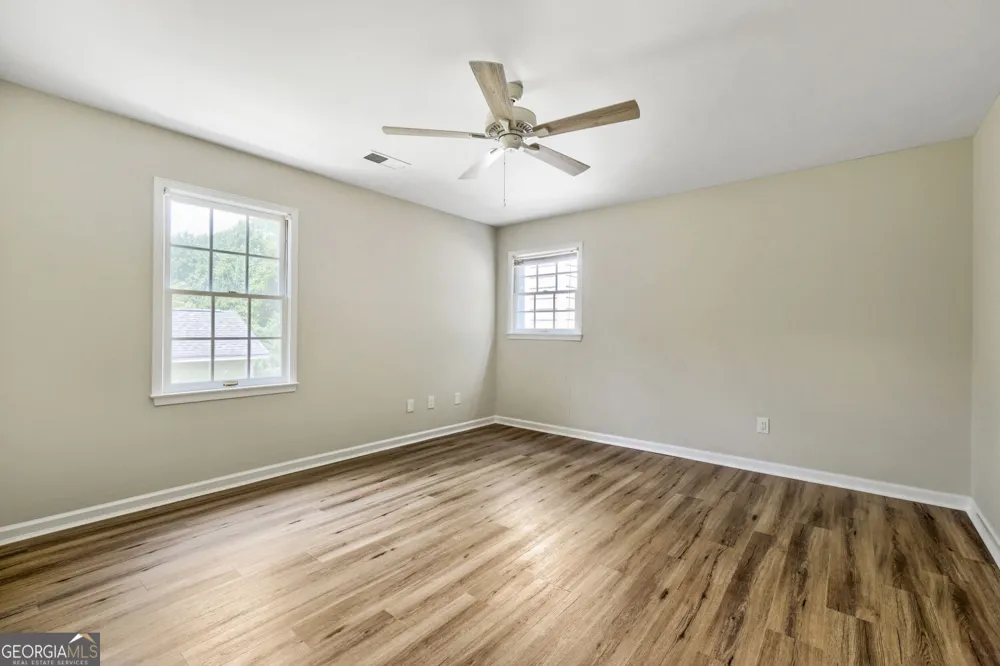 299 Somerlane PL Avondale Estates, GA 30002
