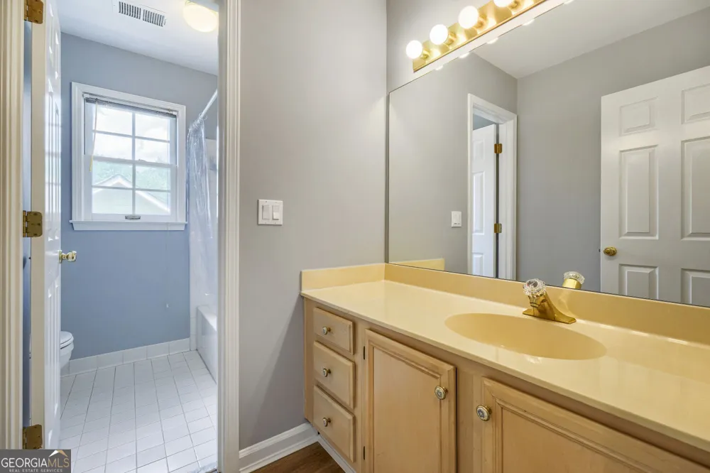 299 Somerlane PL Avondale Estates, GA 30002