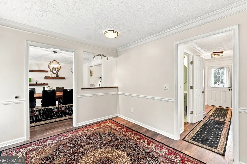 932 Sugar Meadow LN Sugar Hill, GA 30518