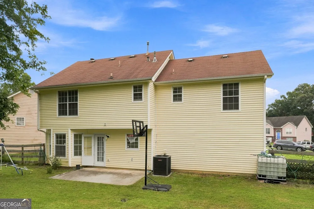 932 Sugar Meadow LN Sugar Hill, GA 30518