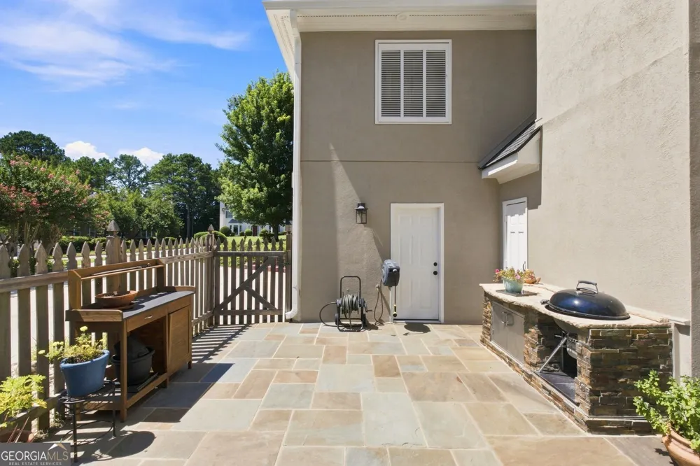 12555 Crabapple Chase DR Alpharetta, GA 30004
