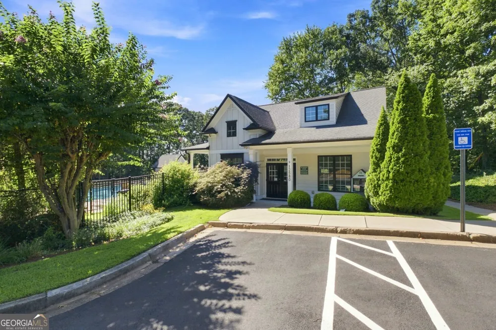 12555 Crabapple Chase DR Alpharetta, GA 30004