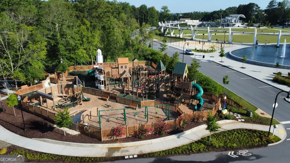 1516 Baxley Pine TRCE Suwanee, GA 30024