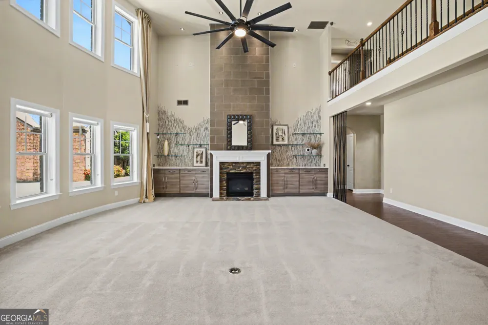 120 Broad Meadows LN Fayetteville, GA 30215