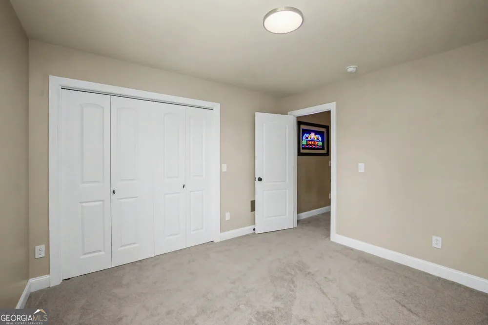 120 Broad Meadows LN Fayetteville, GA 30215