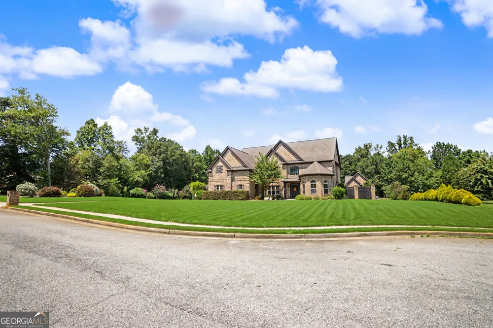 120 Broad Meadows LN Fayetteville, GA 30215