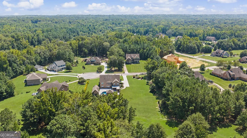 120 Broad Meadows LN Fayetteville, GA 30215