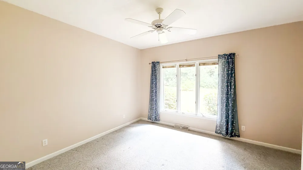 145 Brown ST Hartwell, GA 30643