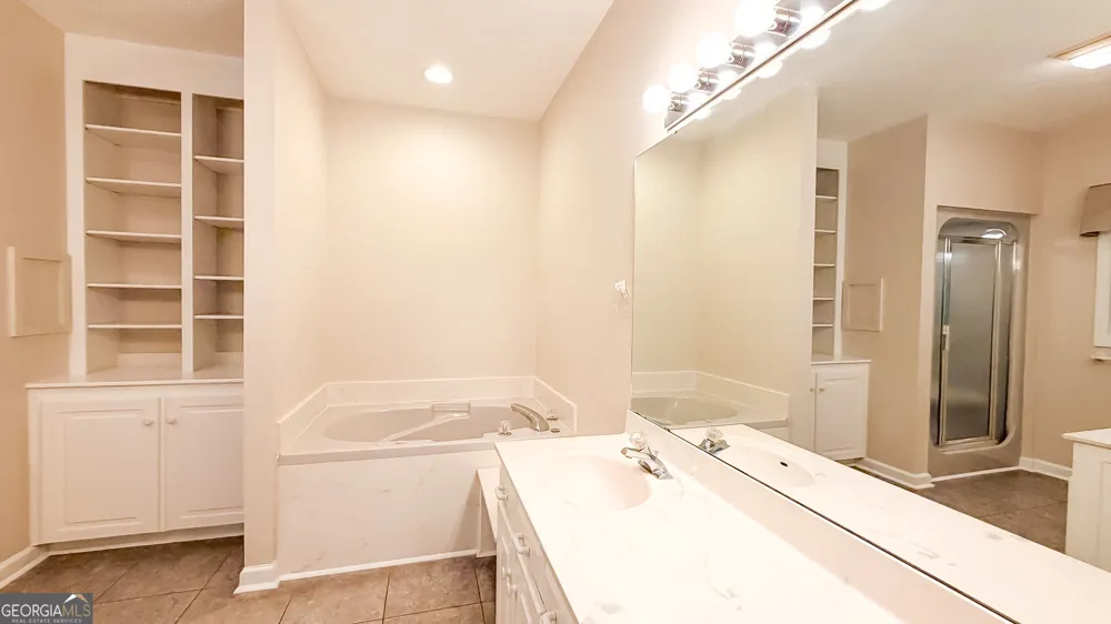 145 Brown ST Hartwell, GA 30643
