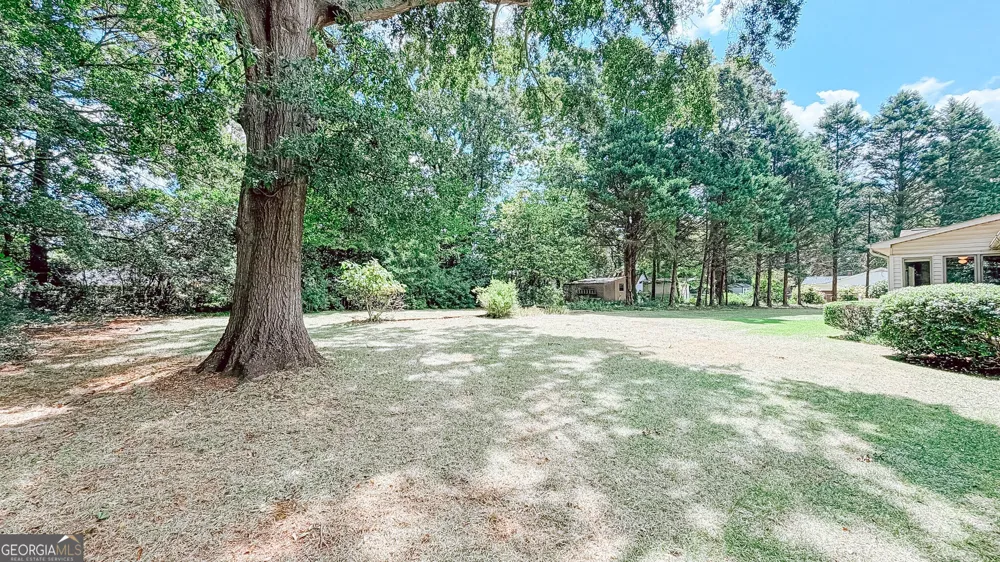145 Brown ST Hartwell, GA 30643